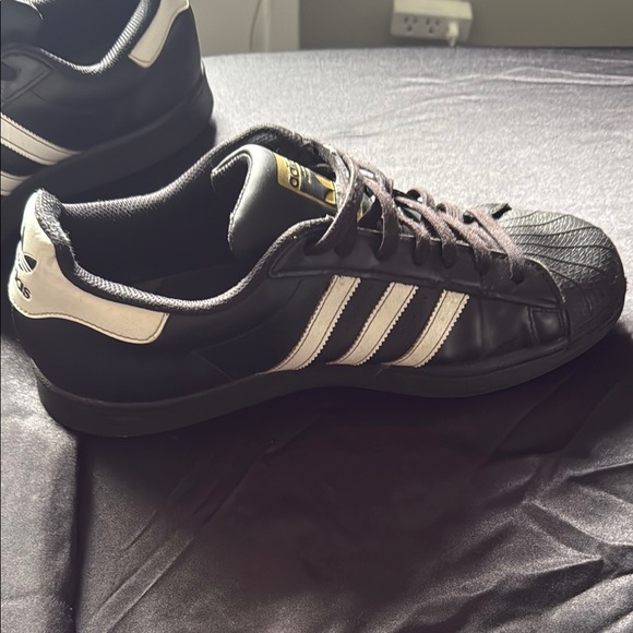 Adidas Black Superstar Sneakers with Rubber Shell Toe and White Stripes - Picture 2 of 4